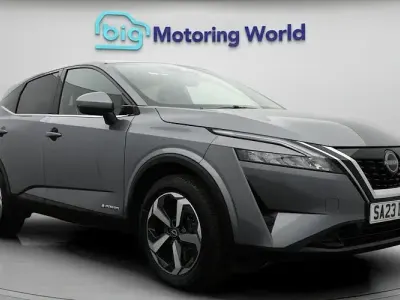 Używany Nissan Qashqai N-Connecta 190 KM (139 kW) 2023 Szary SUV