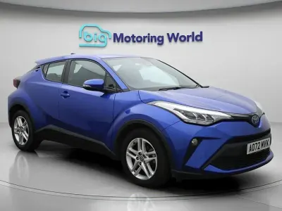 Second-hand Toyota C-HR 122 CP (89 kW) 2023 Albastru SUV