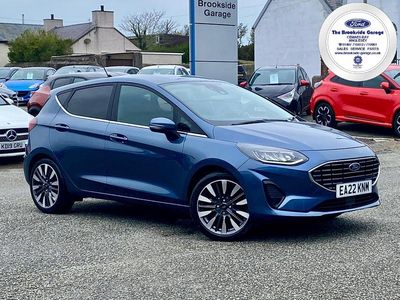 Begagnad Ford Fiesta Titanium 125 HK (91 kW) 2022 Blå Halvkombi