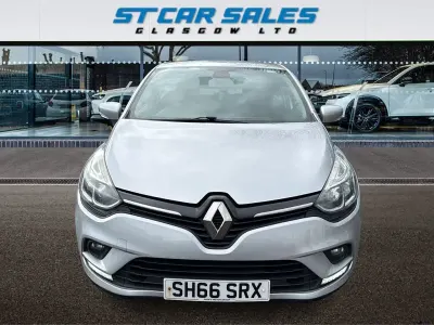 Used Renault Clio IV Dynamique 75 HP (55 kW) 2016 Silver Hatchback