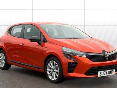 Used 2025 Renault Clio V Evolution Hatchback | £15,887 (Good price)