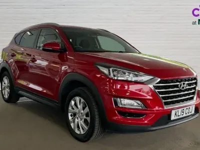 Gebraucht Hyundai Tucson SE 132 PS (97 kW) 2019 Rot SUV