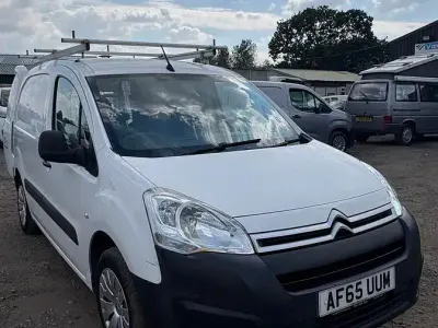 Used Citroën Berlingo 75 HP (55 kW) 2015 White MPV