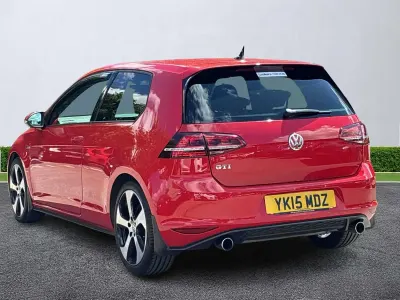 Used VW Golf VII GTI 220 HP (161 kW) 2015 Red Hatchback
