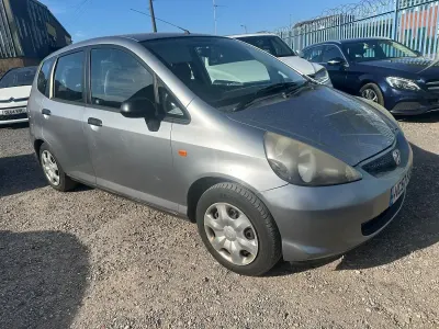 Used Honda Jazz S 78 HP (57 kW) 2007 Silver Hatchback