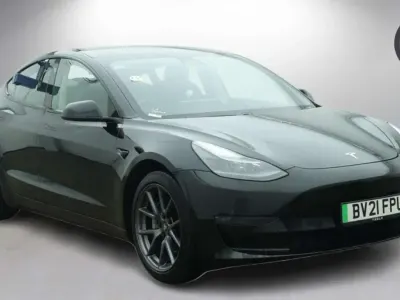 Używany Tesla Model 3 Long Range AWD 366 kW (498 KM) 2021 Czarny Sedan/Limuzyna