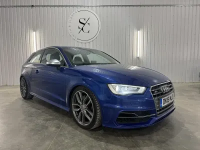 Used Audi A3 310 HP (228 kW) 2015 Blue Hatchback