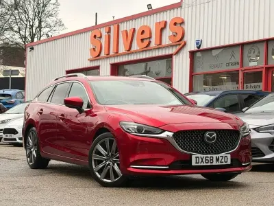 Usado Mazda 6 Inclusive 184 CV (135 kW) 2019 Rojo Familiar