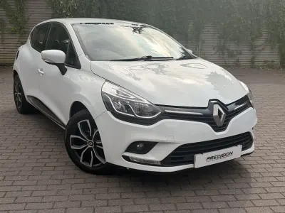 Used Renault Clio Play 2018 White Hatchback