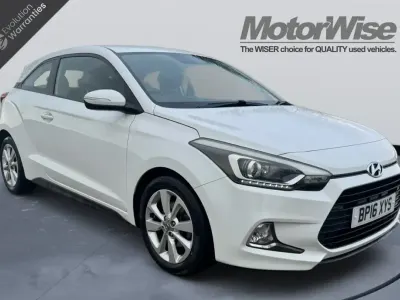 Używany Hyundai i20 SE 2016 Biały Coupe