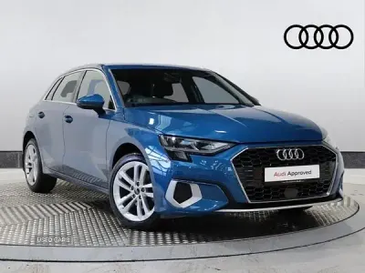 Usado Audi A3 Sport 110 HP (80 kW) 2022 Azul Sedan