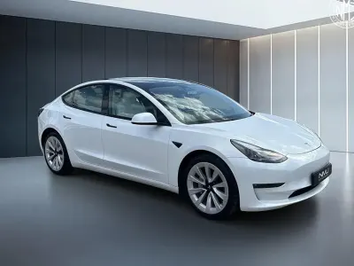 Used Tesla Model 3 Long Range AWD 254 kW (346 HP) 2021 White Sedan
