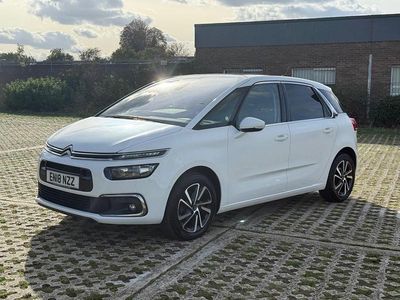 White Used 2017 Citroën C4 Picasso Flair MPV | £11,000 (Fair price)