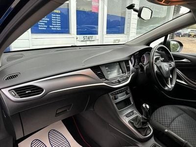 Used Vauxhall Astra 125 HP (91 kW) 2018 Black Hatchback