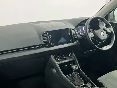 Begagnad Skoda Karoq SE L 150 HK (110 kW) 2023 Silver SUV