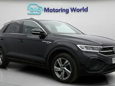 Used VW T-Roc R-line 190 HP (139 kW) 2023 Black SUV