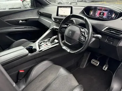 Used Peugeot 3008 Premium 130 HP (95 kW) 2019 Black SUV