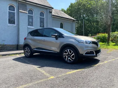 Used Renault Captur Dynamique 90 HP (66 kW) 2016 Beige SUV
