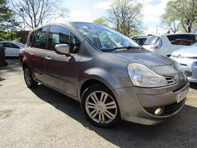 Used Renault Grand Modus Dynamique 88 HP (64 kW) 2011 Grey MPV