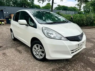 Used Honda Jazz 2011 White Hatchback