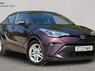Used Toyota C-HR 122 HP (89 kW) 2023 Deep amethyst SUV