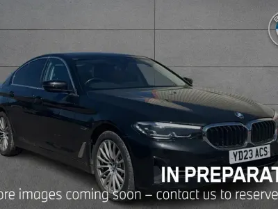 Usado BMW 530e Comfort Edition 288 HP (211 kW) 2023 Preto