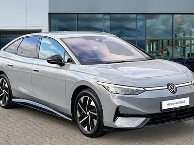 Moonstone grey Used 2025 VW ID.7 Pro Hatchback | £33,424 (Good price)