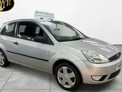 Used Ford Fiesta Zetec 2006 Silver Hatchback