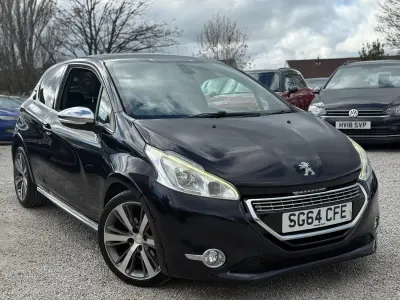 Używany Peugeot 208 115 KM (84 kW) 2014 Niebieski Hatchback