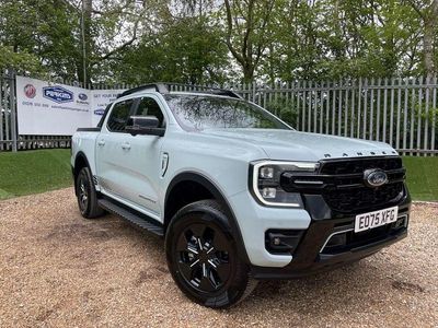 Begagnad Ford Ranger 281 HK (206 kW) 2025 Grå Pickup