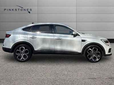Begagnad Renault Arkana Version S 2022 Vit SUV