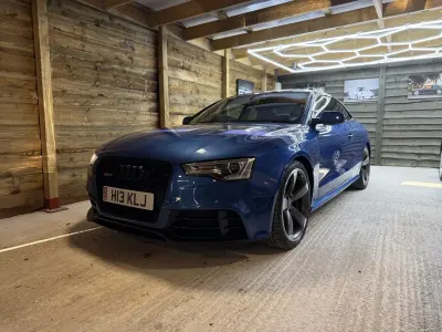 Begagnad Audi RS5 450 HK (330 kW) 2013 Blå Sportkupé