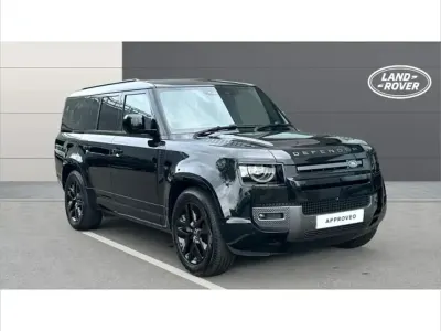 Używany Land Rover Defender 300 KM (220 kW) 2023 Czarny SUV