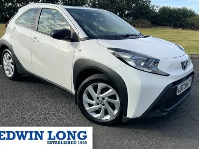 Used Toyota Aygo X PURE 2023 SUV