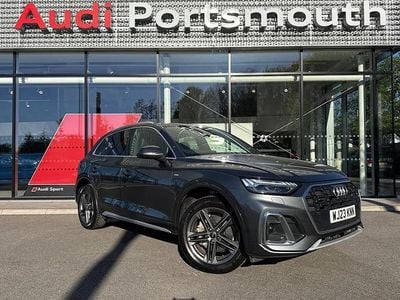Używany Audi Q5 S-Line 204 KM (150 kW) 2023 Szary SUV