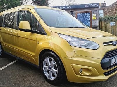 Used 2017 Ford Tourneo Titanium Estate | £12,995 (A bit pricey)