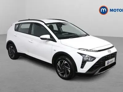 Begagnad Hyundai Bayon SE 101 HK (74 kW) 2023 Vit SUV