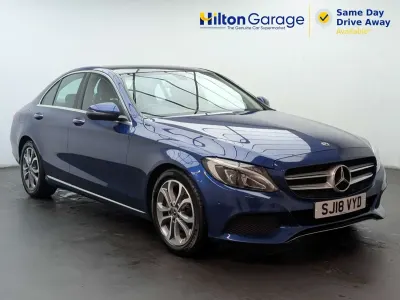 Używany Mercedes C220 Premium 170 KM (125 kW) 2018 Niebieski Sedan/Limuzyna