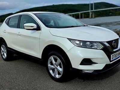 Used Nissan Qashqai Acenta Premium 160 HP (117 kW) 2020 White SUV