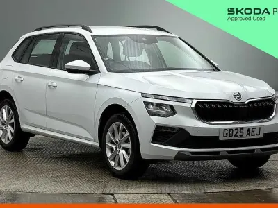 Used Skoda Kamiq SE 94 HP (69 kW) 2025 Moon white metallic SUV
