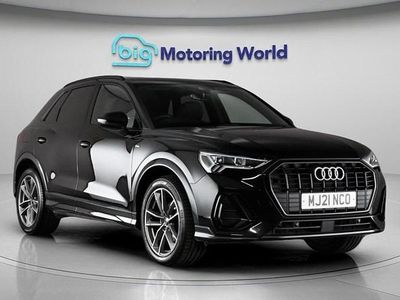 Begagnad Audi Q3 Black Edition 150 HK (110 kW) 2021 Svart SUV
