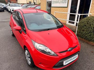 Used Ford Fiesta 82 HP (60 kW) 2010 Colorado red Hatchback