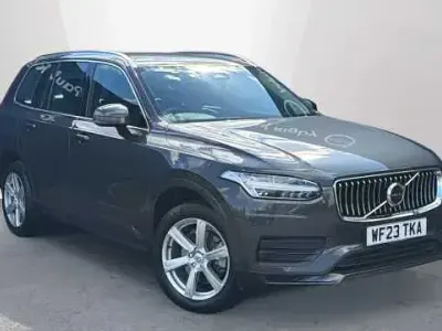 Usado Volvo XC90 Core 247 HP (181 kW) 2023 SUV