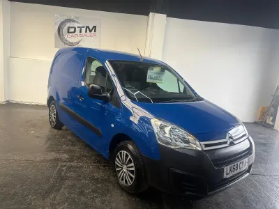 Used Citroën Berlingo 75 HP (55 kW) 2018 Blue MPV