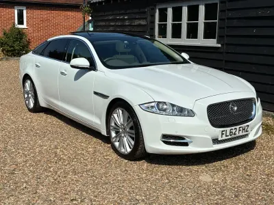 Used Jaguar XJ Portfolio 275 HP (202 kW) 2012 White Sedan