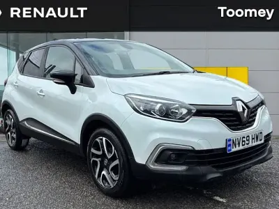 Usado Renault Captur Iconic 90 HP (66 kW) 2019 Preto SUV