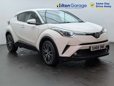 Used Toyota C-HR 116 HP (85 kW) 2018 White SUV