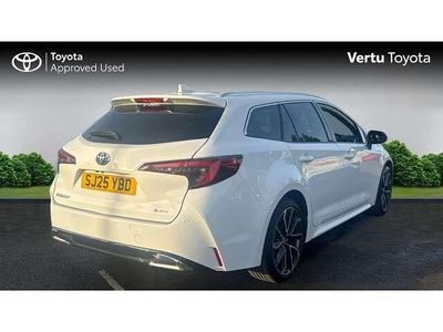 Używany Toyota Corolla Sport 196 KM (144 kW) 2025 Biały Kombi