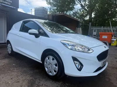 Used Ford Fiesta 2019 White Hatchback