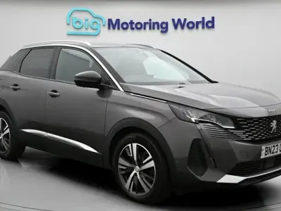Used Peugeot 3008 Allure+ 131 HP (96 kW) 2023 Grey SUV